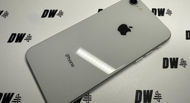 Mint
													Apple iPhone 8 - Unlocked, Silver, 256 GB, A1863, photo 4 of 5