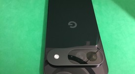 Mint
													Google Pixel 9 - Unlocked, Obsidian, 128 GB, 12 GB, G2YBB, photo 3 of 5