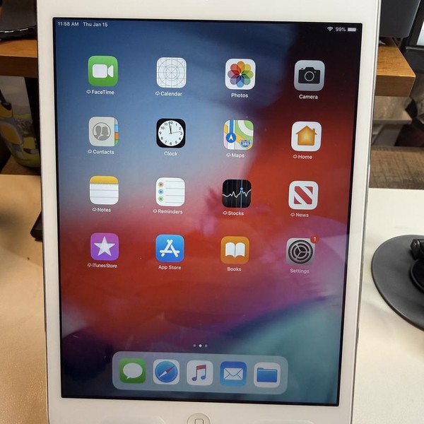 Apple iPad Mini 2 Retina - Wi-Fi, 32 GB, Silver