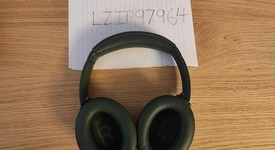 Used
													Bose QuietComfort Headphones - Green, photo 2 of 8