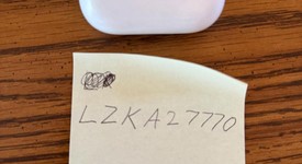 Used
													Apple AirPods Pro 2nd Gen - Lightning, photo 1 of 7