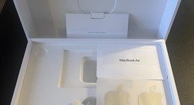 Mint
													MacBook Air 2024 (M3) - 13" - Apple M3, Silver, 256 GB, 8 GB, 8-core GPU, photo 1 of 11