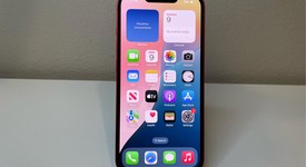Mint
													Apple iPhone 14 - Unlocked, Red, 256 GB, A2649, photo 2 of 7