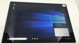 Good
													Microsoft Surface Pro 5 (2017) - Wi-Fi, Silver, 1 TB, 16 GB, photo 1 of 12