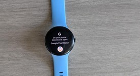 Good
													Google Pixel Watch 2 - Unlocked, Silver, LTE, photo 4 of 6