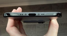 Mint
													Apple iPhone Air - Unlocked, Space Black, 256 GB, A3260, photo 4 of 7