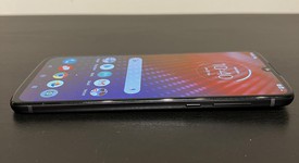Mint
													Moto Z4 - Verizon, Gray, 128 GB, 4 GB, photo 5 of 6