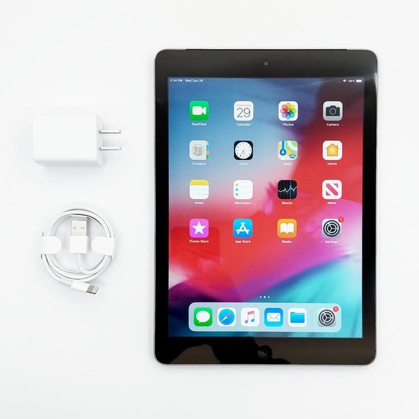 Apple iPad Air - Unlocked, 16 GB, Space Gray