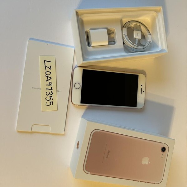 Apple iPhone 7 - Unlocked, 32 GB, Rose Gold, A1660