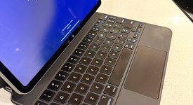 Mint
													Apple iPad Pro 11" 3rd Gen 2021 - Wi-Fi, Gray, 256 GB, photo 4 of 14