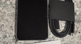 Good
													Google Pixel 8 - Unlocked, Hazel, 128 GB, 8 GB, G9BQD, Sub-6 5G, photo 2 of 9