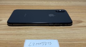 Mint
													Apple iPhone Xs - AT&T, Gray, 64 GB, A1920, photo 3 of 6