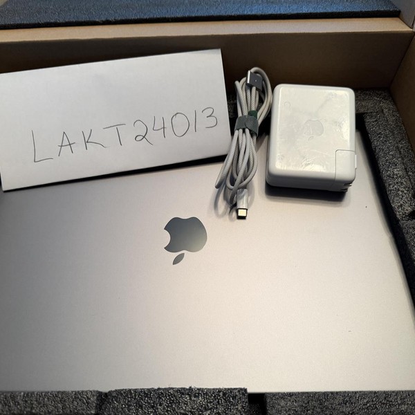 MacBook Pro 2023 - 16 inch - 1 TB, Gray, 16 GB, Apple M2 Pro 12-core