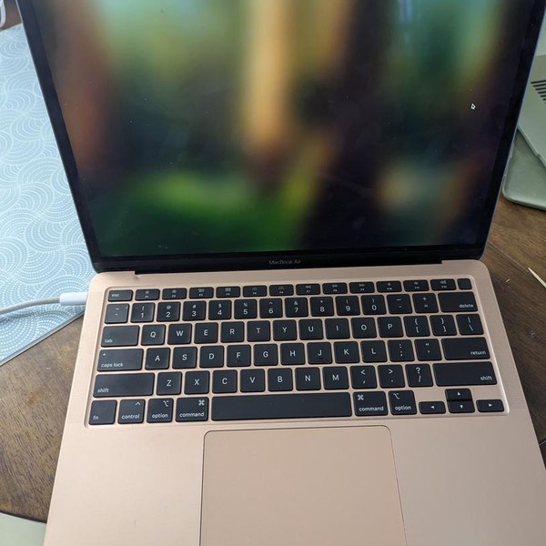 MacBook Air 2020 - 13 inch - 256 GB, Gold, 8 GB, Intel Core i5