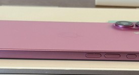 Mint
													Apple iPhone 16 Plus - Unlocked, Pink, 256 GB, A3082, photo 5 of 8