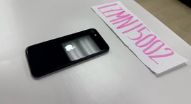 Mint
													Apple iPhone SE 3rd Gen 2022 - Unlocked, Midnight, 64 GB, A2595, photo 4 of 7