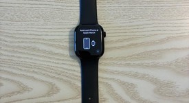 Good
													Apple Watch Series 10 42mm - Verizon, Black, A3001 - Cellular, Aluminum, photo 4 of 8