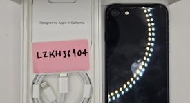 Mint
													Apple iPhone SE 3rd Gen 2022 - Unlocked, Midnight, 64 GB, A2595, photo 2 of 12