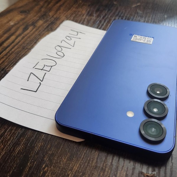 Samsung Galaxy S25 - T-Mobile, 128 GB, Navy Blue, 12 GB, SM-S931U