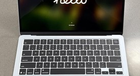 Mint
													MacBook Air 2025 (M4) - 13" - Apple M4, Sky Blue, 256 GB, 16 GB, photo 1 of 18