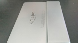 Good
													Amazon Kindle Oasis 10th Gen - Gray, 32 GB, WiFi Only, photo 2 of 7