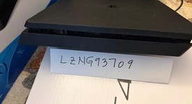 Mint
													PlayStation 4 Slim - Black, 1 TB, photo 5 of 9