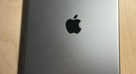 Good
													Apple iPad 6th Gen - Unlocked, Gray, 32 GB, A1954, photo 2 of 4