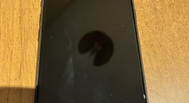 Good
													Apple iPhone SE 3rd Gen 2022 - Unlocked, Midnight, 256 GB, A2595, photo 4 of 5