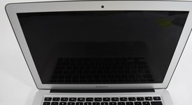 Fair
													MacBook Air 2017 - 13" - I5, Silver, 128 GB, 8 GB, photo 4 of 9