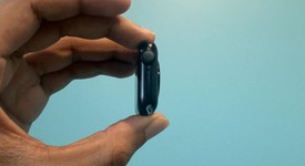 Mint
													Apple Watch SE 2nd Gen 40mm - Unlocked, Midnight, A2726 - Cellular, Aluminum, photo 3 of 6