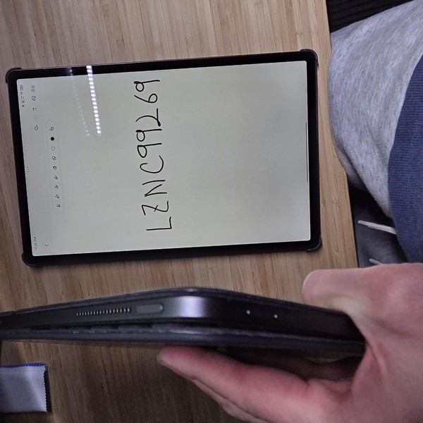 Apple iPad Pro 12.9 inch 3rd Gen 2018 - Wi-Fi, 256 GB, Gray, A1876