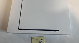 New
													MacBook Air 2025 (M4) - 13" - Apple M4, Midnight, 512 GB, 16 GB, photo 1 of 2