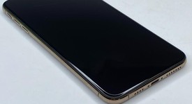 Good
													Apple iPhone Xs Max - Unlocked, Gold, 64 GB, A1921, photo 4 of 6