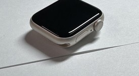 Mint
													Apple Watch SE 3rd Gen 40mm - Unlocked, Starlight, A3326 - Cellular, photo 3 of 6