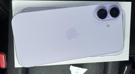 Mint
													Apple iPhone 17 - Xfinity, Lavender, 256 GB, A3258, photo 3 of 10