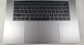 Good
													MacBook Pro 2017 (With Touch Bar) - 15" - I7, Gray, 512 GB, 16 GB, photo 3 of 14