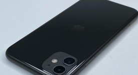 Mint
													Apple iPhone 11 - Unlocked, Black, 64 GB, A2111, photo 3 of 7