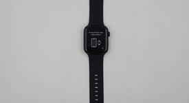 Good
													Apple Watch SE 2nd Gen 44mm - Midnight, A2723 - GPS, Aluminum, photo 1 of 6