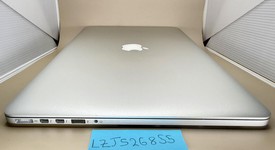 Good
													MacBook Pro 2015 (Retina) - 15" - Silver, 1 TB, 16 GB, photo 4 of 31