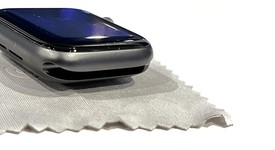 Good
													Apple Watch SE 1st Gen 40mm - Gray, A2351 - GPS, Aluminum, photo 5 of 8