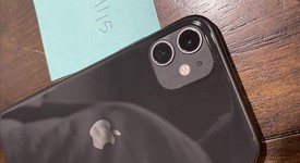 Mint
													Apple iPhone 11 - Unlocked, Black, 64 GB, A2111, photo 4 of 6