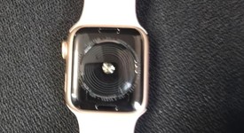 Mint
													Apple Watch SE 1st Gen 40mm - Unlocked, Gold, A2353 - Cellular, Aluminum, photo 5 of 5