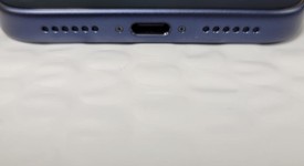 Mint
													Apple iPhone 17 Pro Max - Unlocked, Deep Blue, 512 GB, A3257, photo 3 of 6