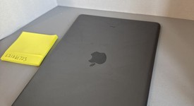 Good
													Apple iPad 9th Gen - Unlocked, Gray, 64 GB, A2603, photo 5 of 5