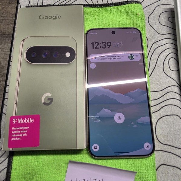 Google Pixel 11 Pro XL - T-Mobile, 256 GB, Olive, 12 GB, GBC0H