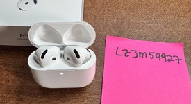 Used
													Apple AirPods 4th Gen - Active Noise Cancellation, photo 5 of 11