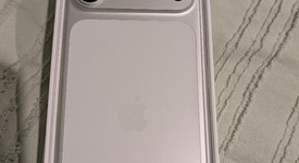 Mint
													Apple iPhone 17 Pro Max - Unlocked, Silver, 256 GB, A3257, photo 4 of 6