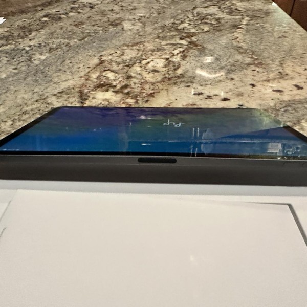 Apple iPad Pro 11 inch 2018 - Wi-Fi, 256 GB, Space Gray, A1980