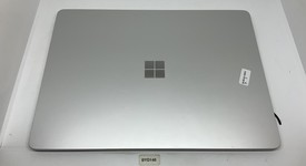 Good
													Microsoft Surface Laptop 7 - Platinum, 256 GB, 16 GB, 13.8", photo 5 of 11