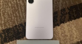 Mint
													Samsung Galaxy S25 - Unlocked, Icy Blue, 256 GB, 12 GB, SM-S931U1, photo 2 of 7